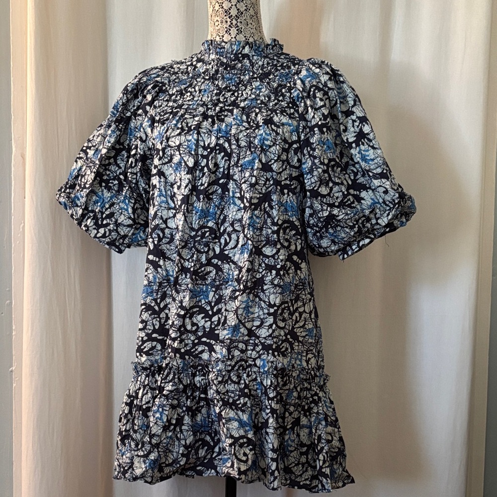 NWT Love the Label Andrea Puff sleeve dress